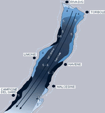 vormittag windsurfen gardasee